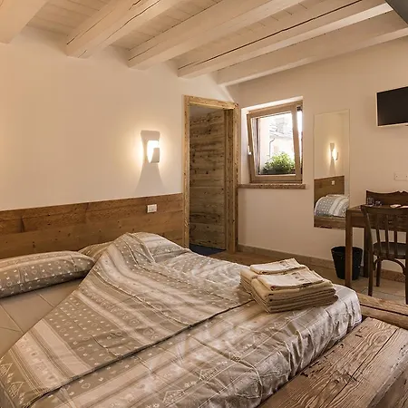 Pensionat Antico Alloggio Lessinia *